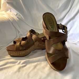 Guess size 7 sandal